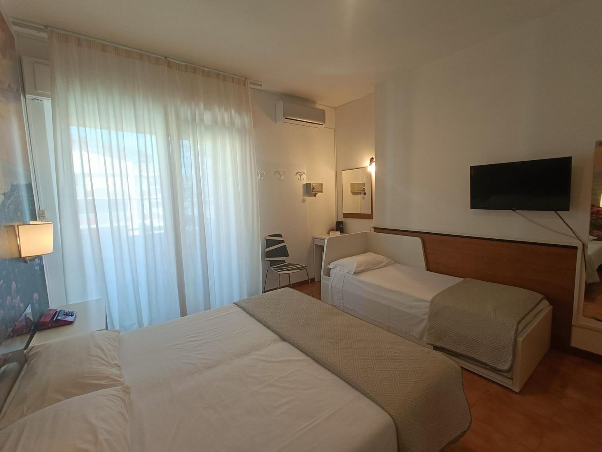 Hotel Merano Grado Extérieur photo
